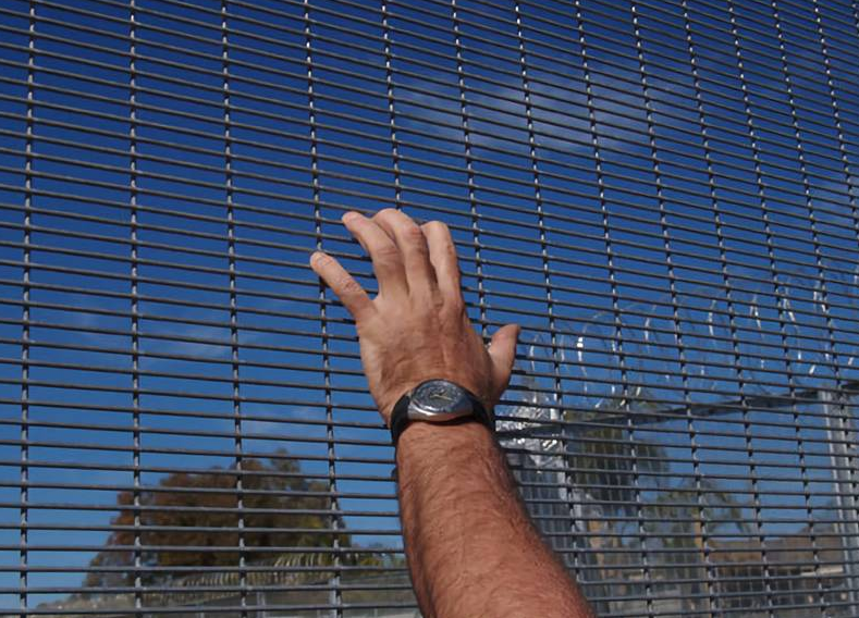 galvanized welded wire mesh fence